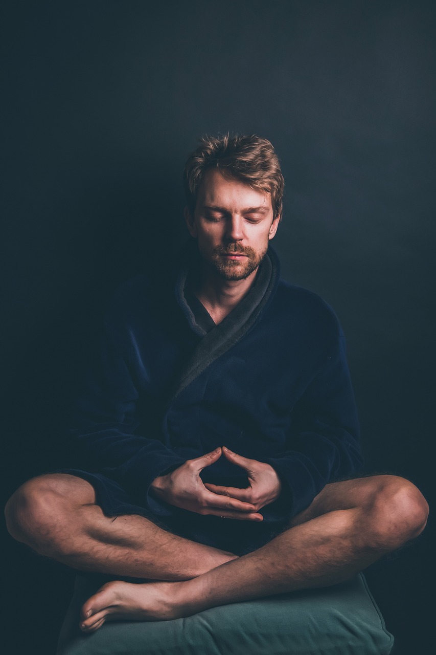 Jak korzystać z mocy medytacji: praktyczny poradnik dla początkujących